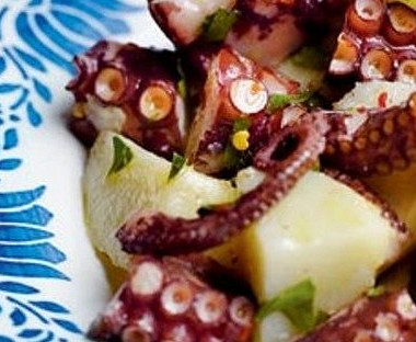 Рецепт Средиземноморский салат из осьминога