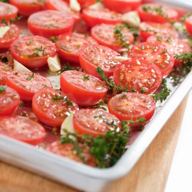 Рецепт Жареные томаты с чесноком и оливковым маслом