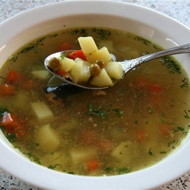 Рецепт Суп из консервированного тунца с зеленым горошком