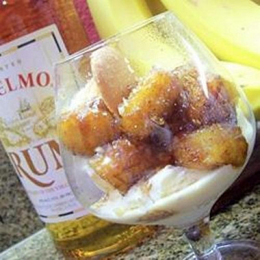Рецепт Бананы в карамельном соусе с ромом