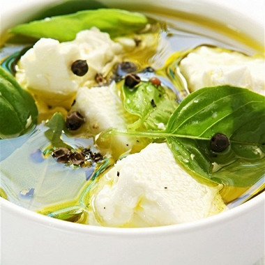 Рецепт Козий сыр с оливками, лимоном и тмином
