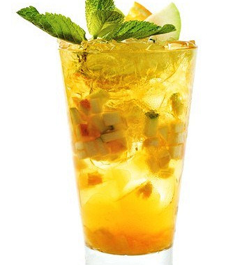 Рецепт Апельсиновый пунш с джином и цитрусовым льдом