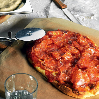 Рецепт Пицца «Салями пиканте»