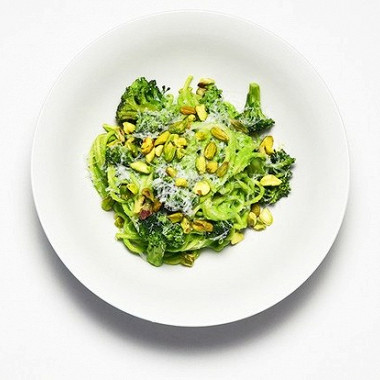 Рецепт Спагетти с песто из фисташек и брокколи