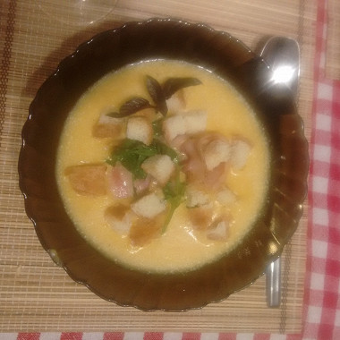 Рецепт Крем-суп из тыквы с беконом, рукколой и крутонами