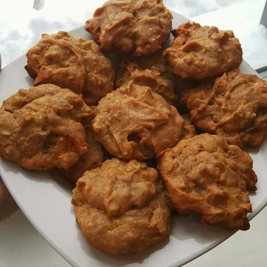 Рецепт Печенье с хурмой и грецкими орехами