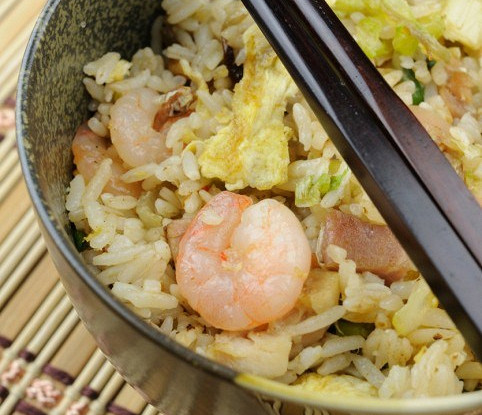 Рис по-китайски с морепродуктами
