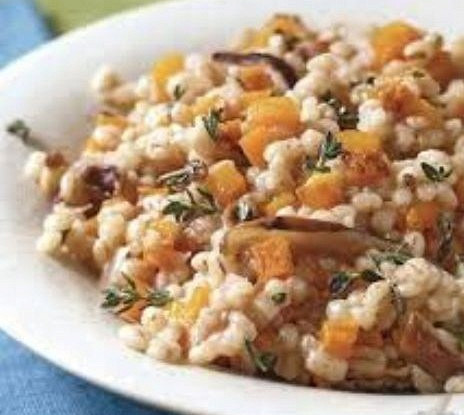 Перловка с тыквой и грибами