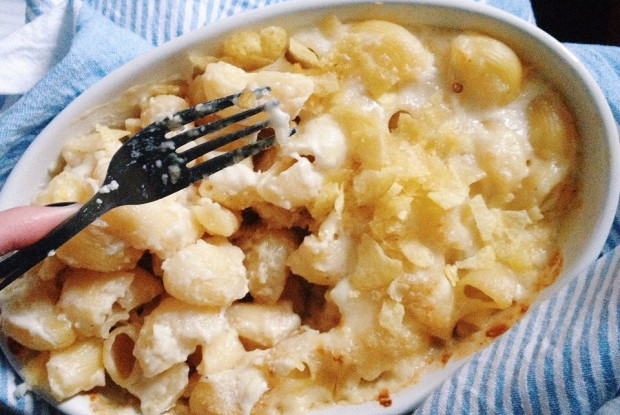 Mac and cheese (Макароны в сливочном соусе)